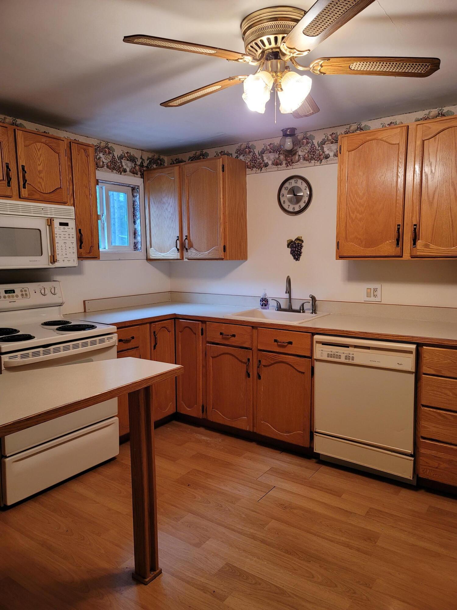 89 West Road Waterboro, ME 04087 - Photo 25 of 41 west rd up kitchen