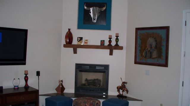 886 North Starr Road, Unit 1 Apache Junction, AZ 85119 - Photo 9 of 13 Family Room