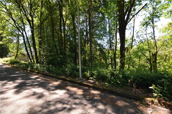 $49,900 | 2429 Archwood Drive, Longview, WA 98632