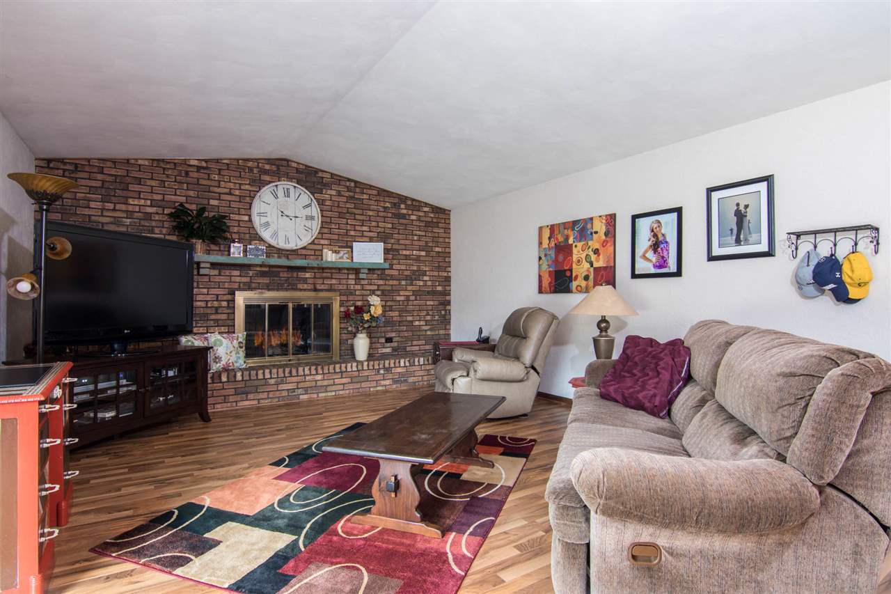 1436 Featherstone Road Rockford, IL 61107 - Photo 11 of 24 Gallery Image 11