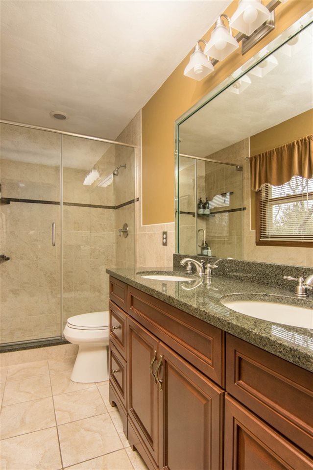 1436 Featherstone Road Rockford, IL 61107 - Photo 14 of 24 Gallery Image 14