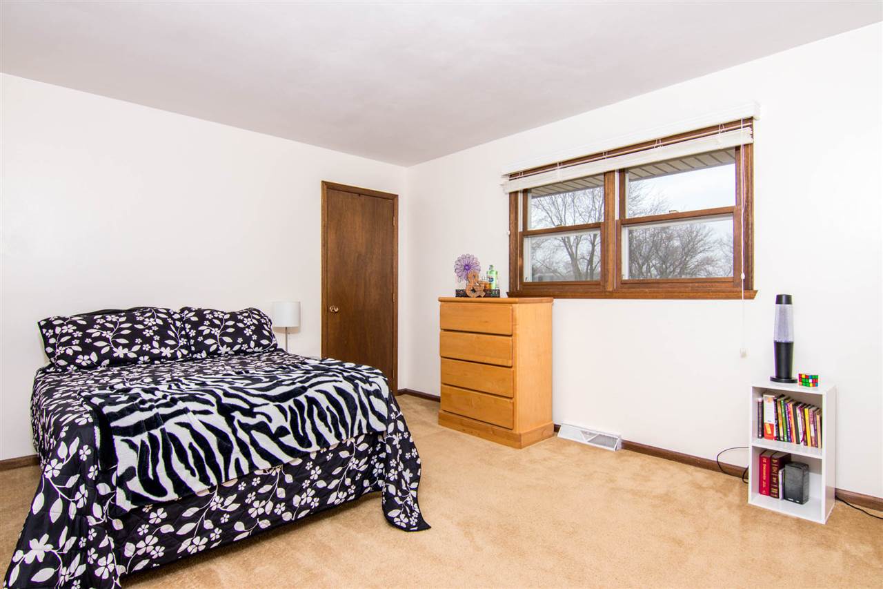 1436 Featherstone Road Rockford, IL 61107 - Photo 16 of 24 Gallery Image 16
