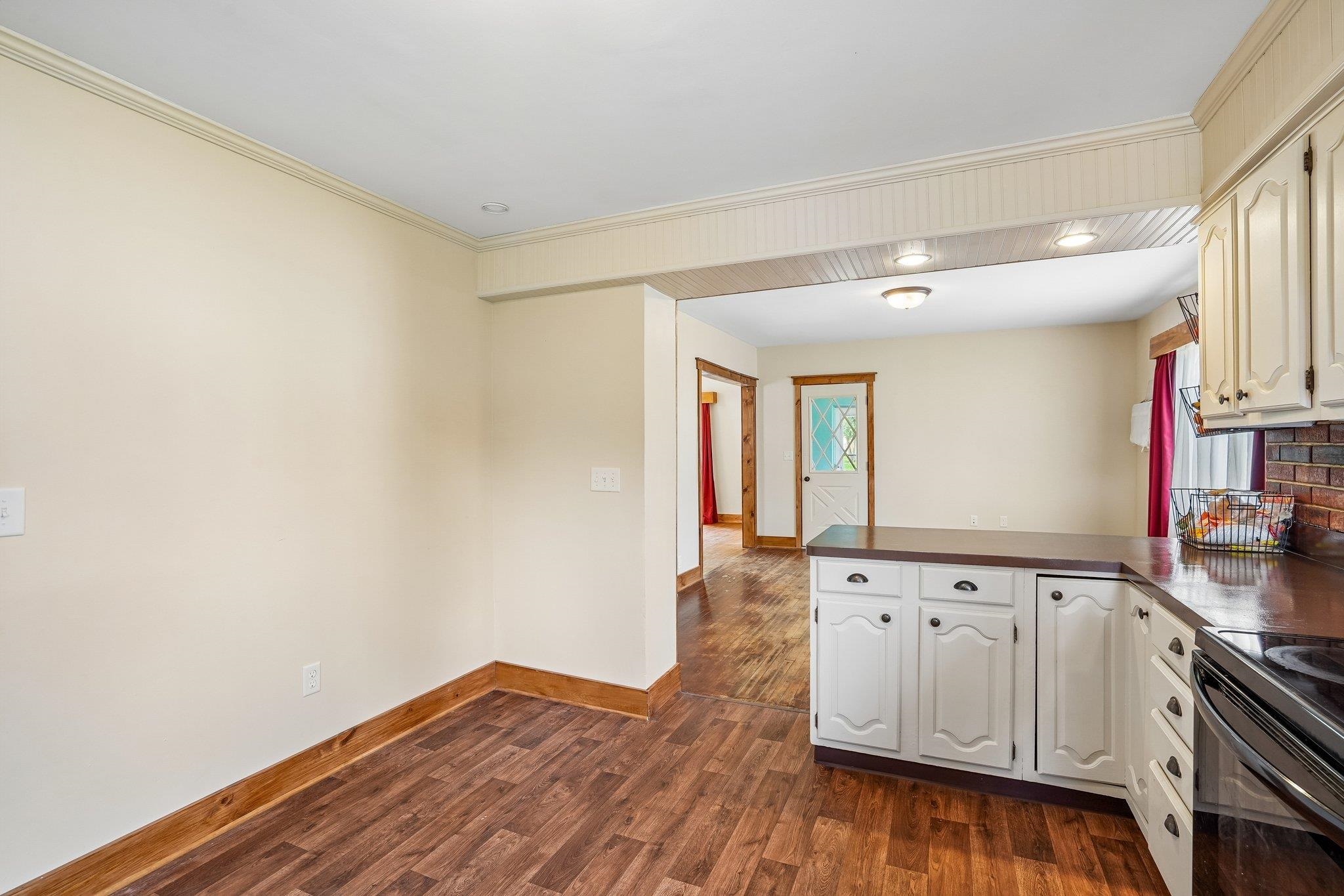 513 Waterloo Street Columbus, WI 53925 - Photo 11 of 28