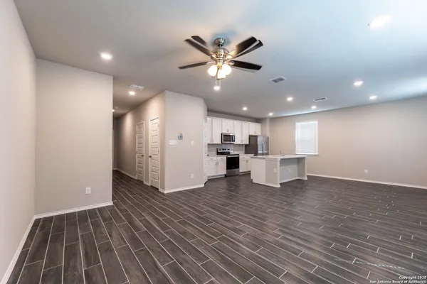 $1,699 | 4211 Brigade Bend, Converse, TX 78109