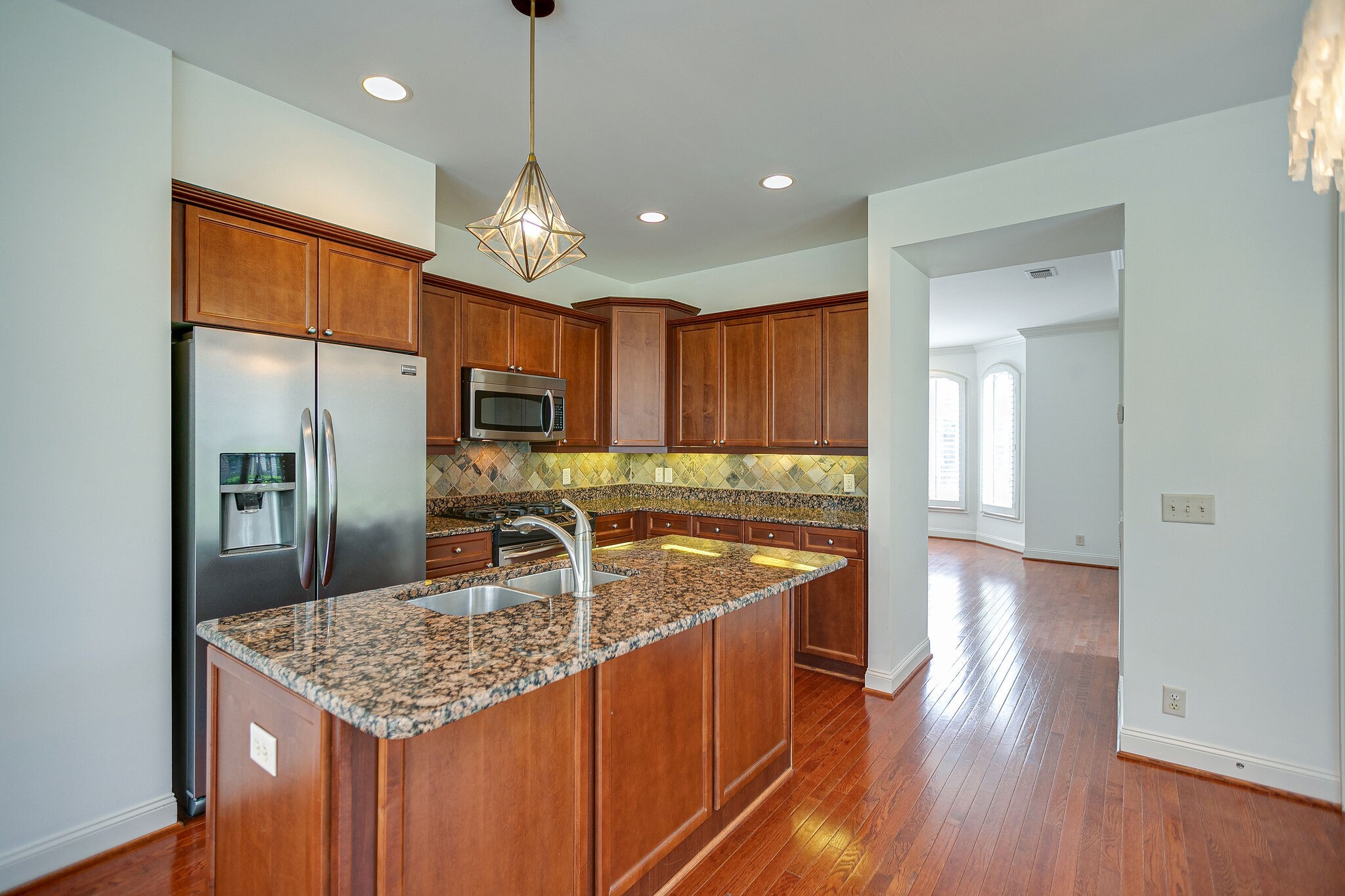 1407 Moher Boulevard Franklin, TN 37069 - Photo 16 of 40 The star light fixture was replaced with the clear bell shaped one in the next two photos.