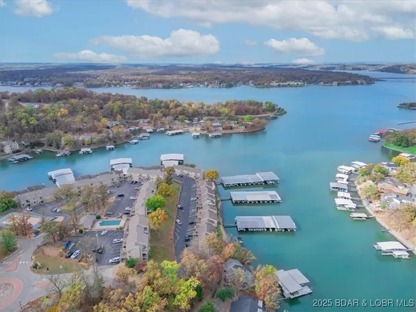 $224,900 | 724 Indian Pointe, Unit 724, Osage Beach, MO 65065