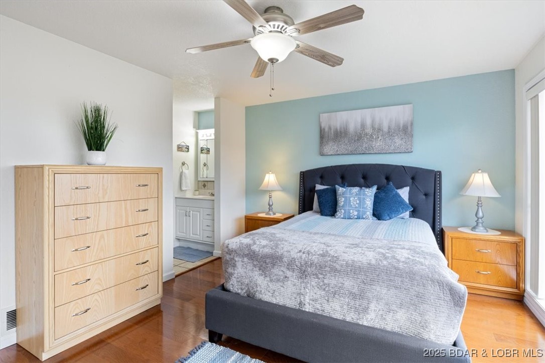 724 Indian Pointe, Unit 724 Osage Beach, MO 65065 - Photo 4 of 39