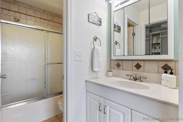 $224,900 | 724 Indian Pointe, Unit 724, Osage Beach, MO 65065