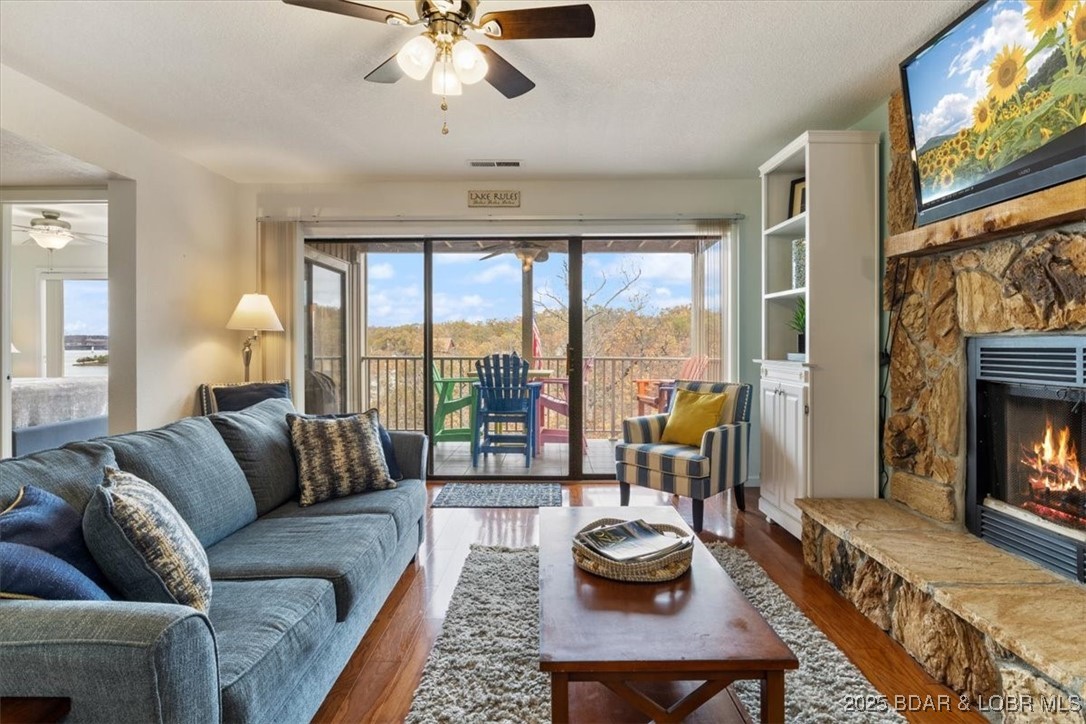 724 Indian Pointe, Unit 724 Osage Beach, MO 65065 - Photo 10 of 39