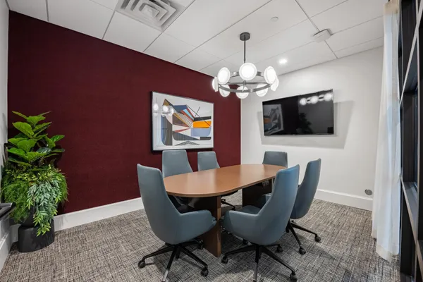 $2,235 | 640 Wisconsin Avenue North, Unit 307, Golden Valley, MN 55427