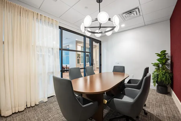 $2,235 | 640 Wisconsin Avenue North, Unit 307, Golden Valley, MN 55427