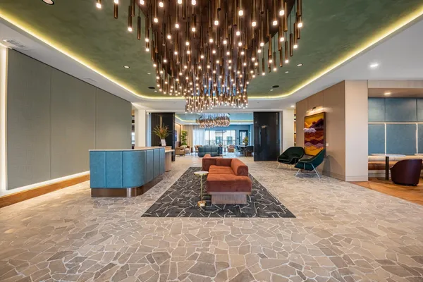 $2,235 | 640 Wisconsin Avenue North, Unit 307, Golden Valley, MN 55427