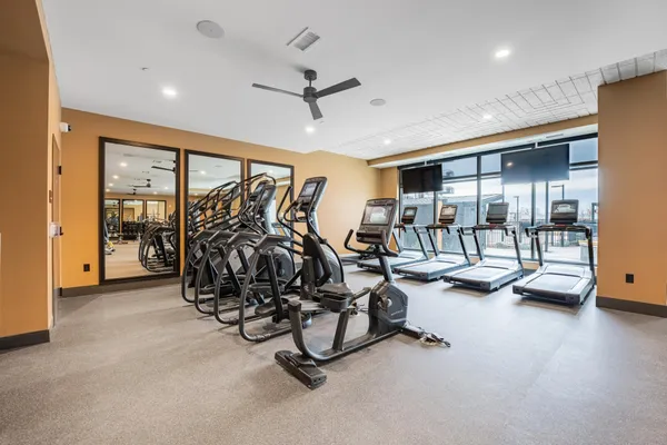 $2,235 | 640 Wisconsin Avenue North, Unit 307, Golden Valley, MN 55427