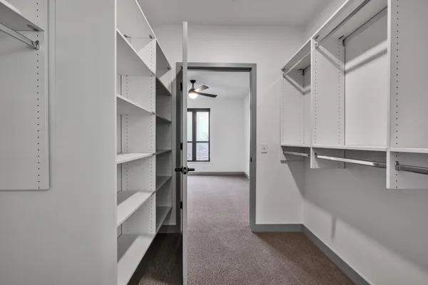 $2,235 | 640 Wisconsin Avenue North, Unit 307, Golden Valley, MN 55427