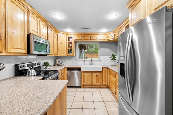 $689,000 | 208 Willet Drive, Buda, TX 78610