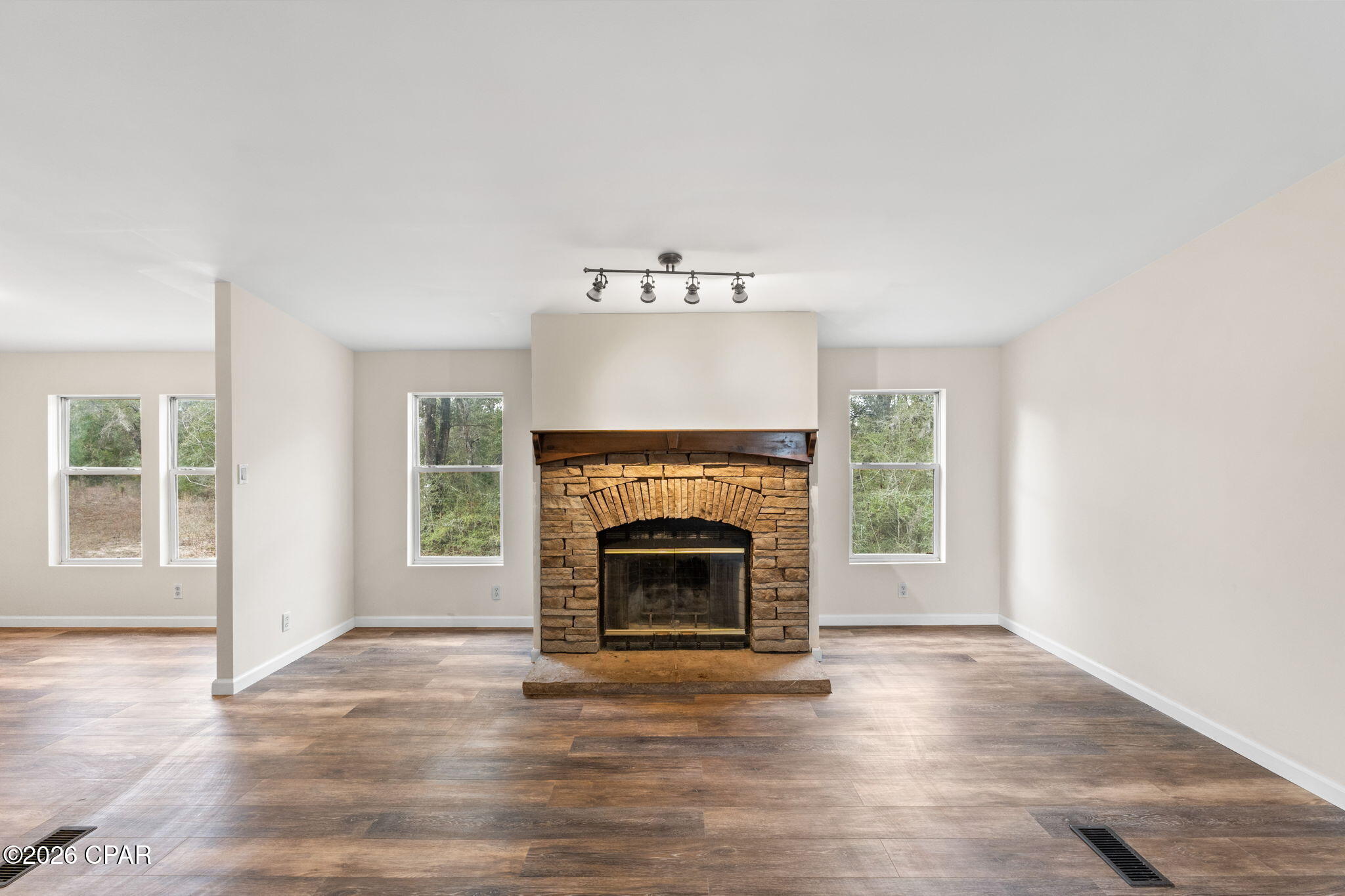 2075 Ferguson Road Chipley, FL 32428 - Photo 4 of 32