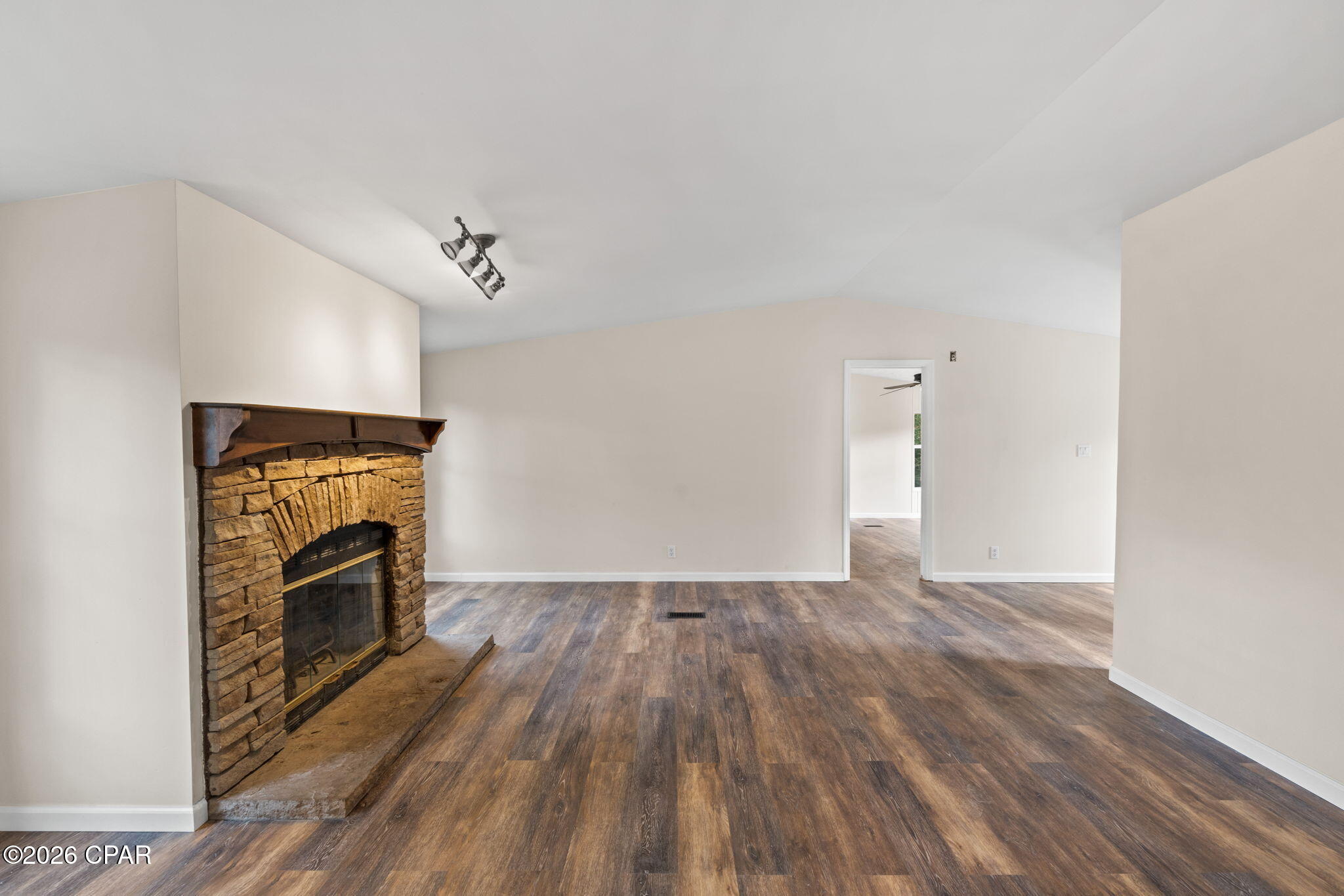 2075 Ferguson Road Chipley, FL 32428 - Photo 5 of 32