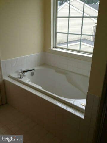 3209 Kelox Road Baltimore, MD 21207 - Photo 3 of 6 Bath (Master)