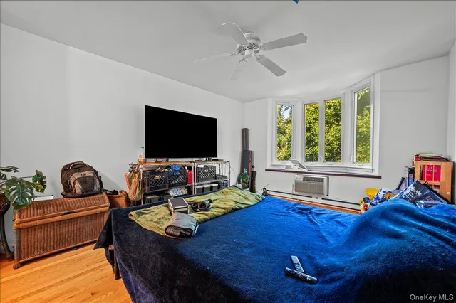 a blue white and white walls