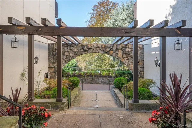 a view of a lake and outdoor space