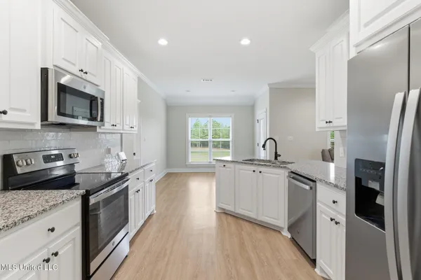 $315,000 | 33 Sky Vw Drive, Purvis, MS 39475