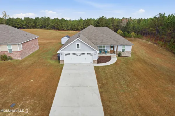 $315,000 | 33 Sky Vw Drive, Purvis, MS 39475