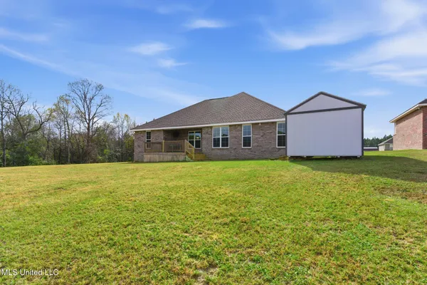 $315,000 | 33 Sky Vw Drive, Purvis, MS 39475