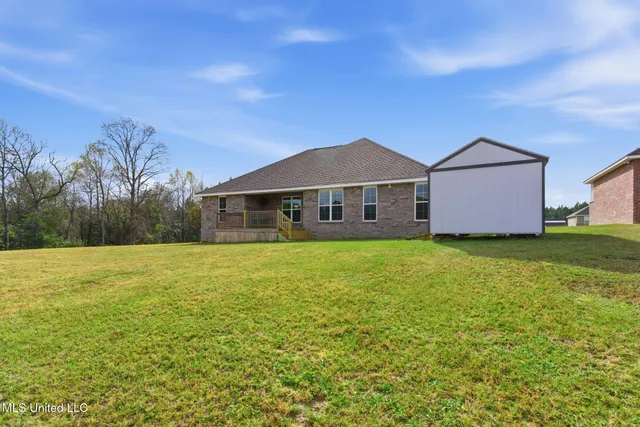 $325,000 | 33 Sky Vw Drive, Purvis, MS 39475
