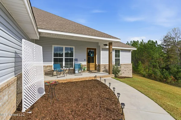 $315,000 | 33 Sky Vw Drive, Purvis, MS 39475