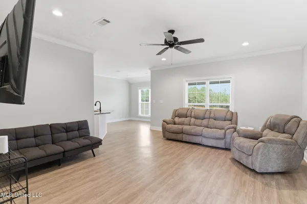 $315,000 | 33 Sky Vw Drive, Purvis, MS 39475