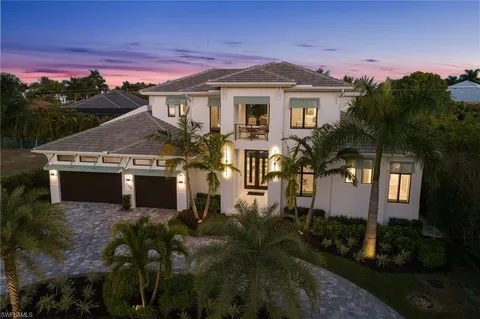 $7,095,000 | 3636 Crayton Road, Naples, FL 34103