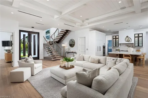 $7,095,000 | 3636 Crayton Road, Naples, FL 34103