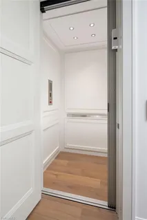 $7,095,000 | 3636 Crayton Road, Naples, FL 34103