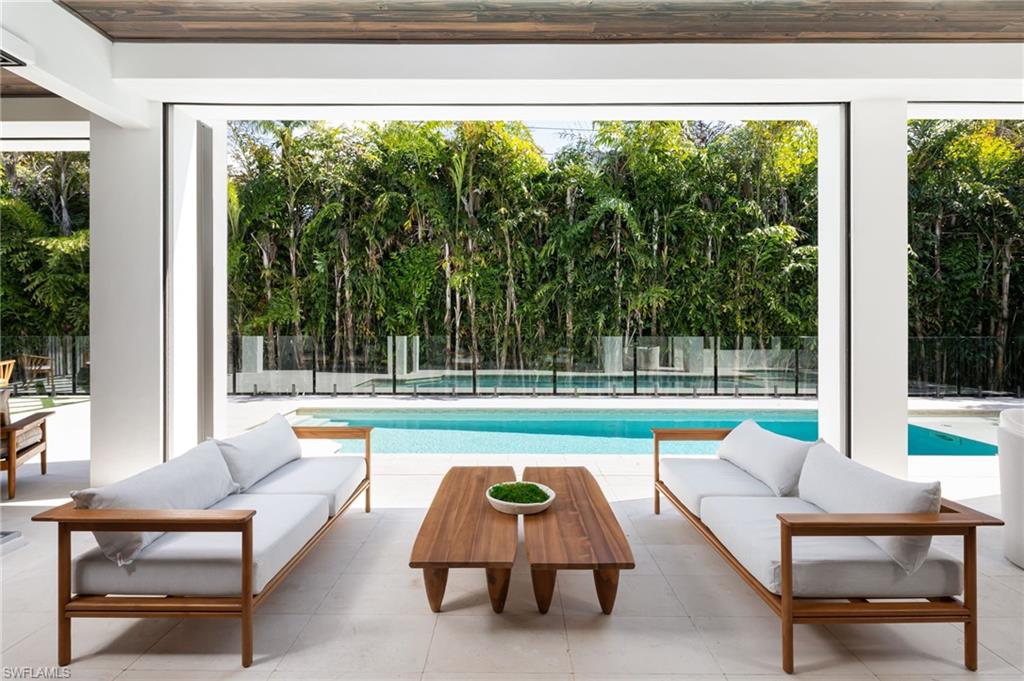 3636 Crayton Road Naples, FL 34103 - Photo 40 of 48