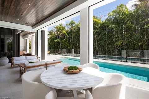 $7,095,000 | 3636 Crayton Road, Naples, FL 34103