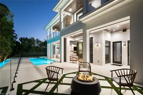 $7,095,000 | 3636 Crayton Road, Naples, FL 34103