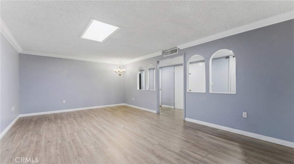 25920 Roanoke Road Menifee, CA 92586 - Photo 7 of 28 Entry