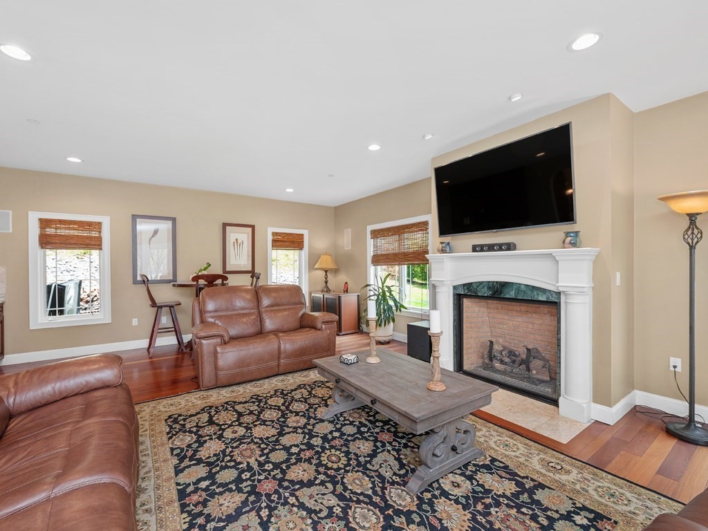 1789 Great Pond Road North Andover, MA 01845 - Photo 9 of 41 Gallery Image 9