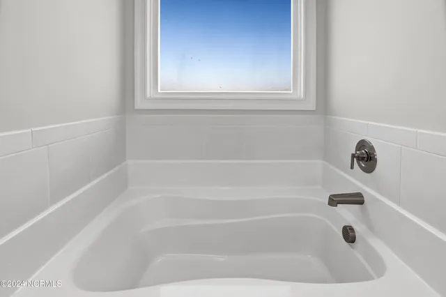 $378,000 | 719 Puppy Drum Lane, Maysville, NC 28555