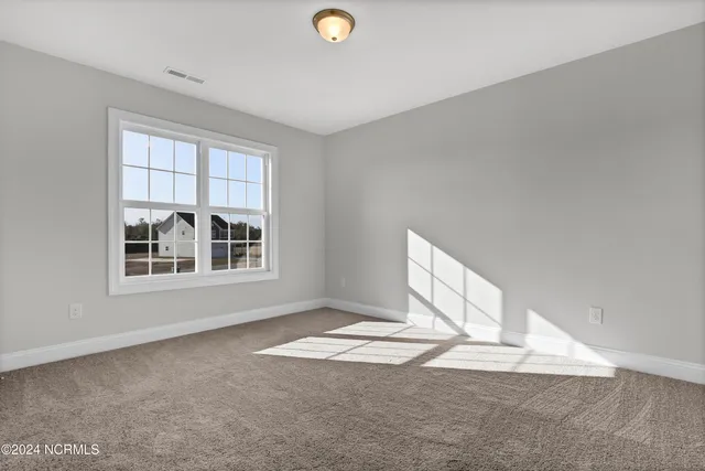 $378,000 | 719 Puppy Drum Lane, Maysville, NC 28555