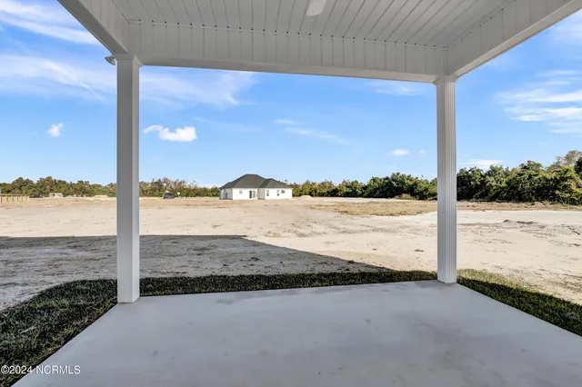 $378,000 | 719 Puppy Drum Lane, Maysville, NC 28555