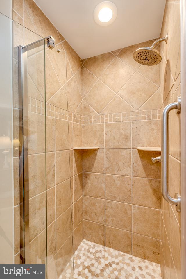 14 Dunbarton Road Cherry Hill, NJ 08003 - Photo 27 of 43 Gallery Image 27