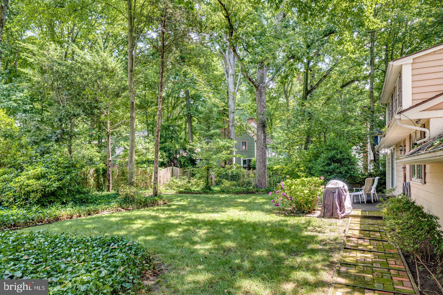 14 Dunbarton Road Cherry Hill, NJ 08003 - Photo 40 of 43 Beautiful Yard