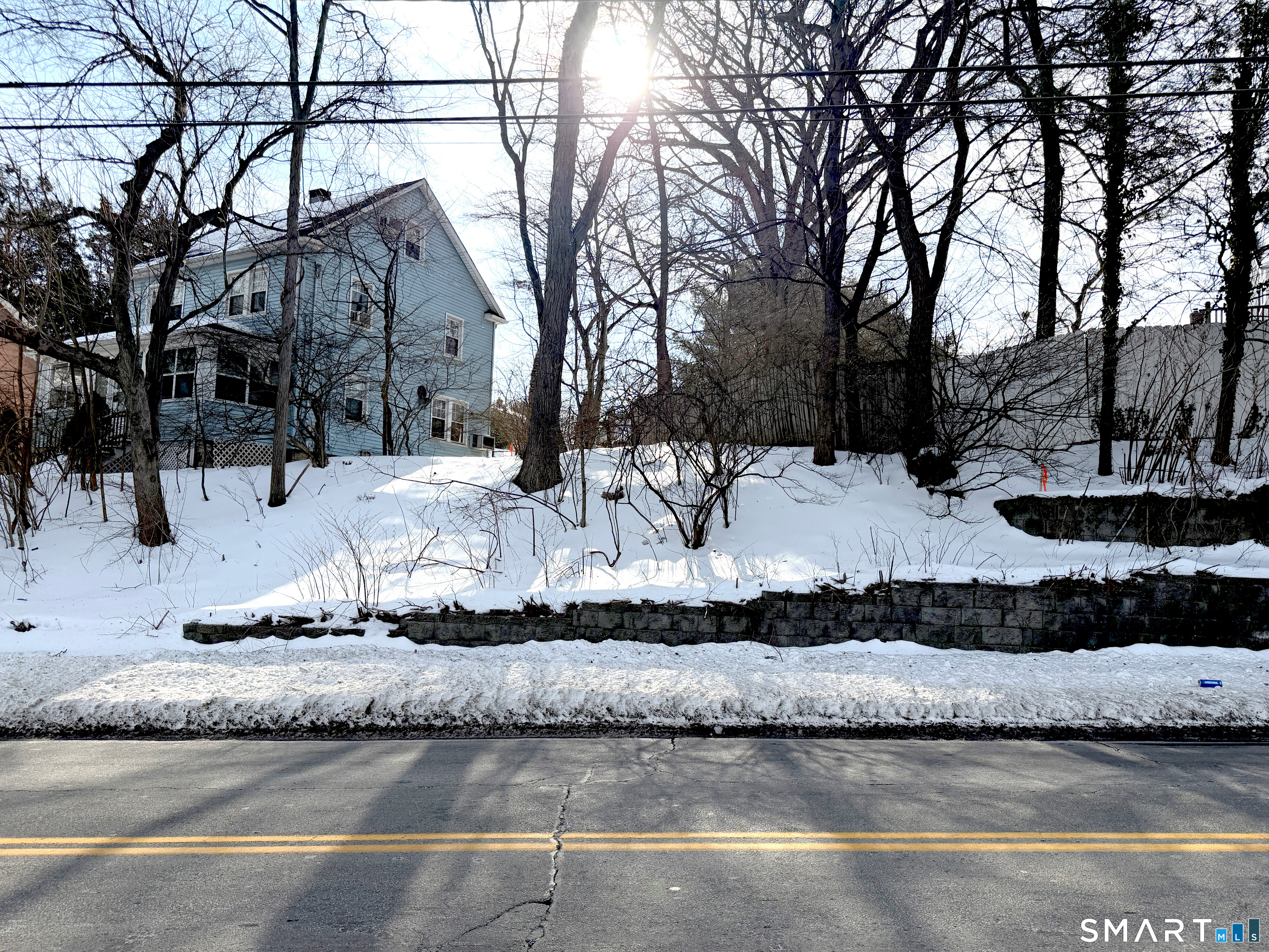 144 Toms Road Stamford, CT 06906 - Photo 4 of 6