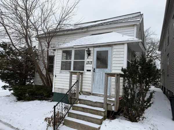 1313 22nd Street, Two Rivers, WI 54241