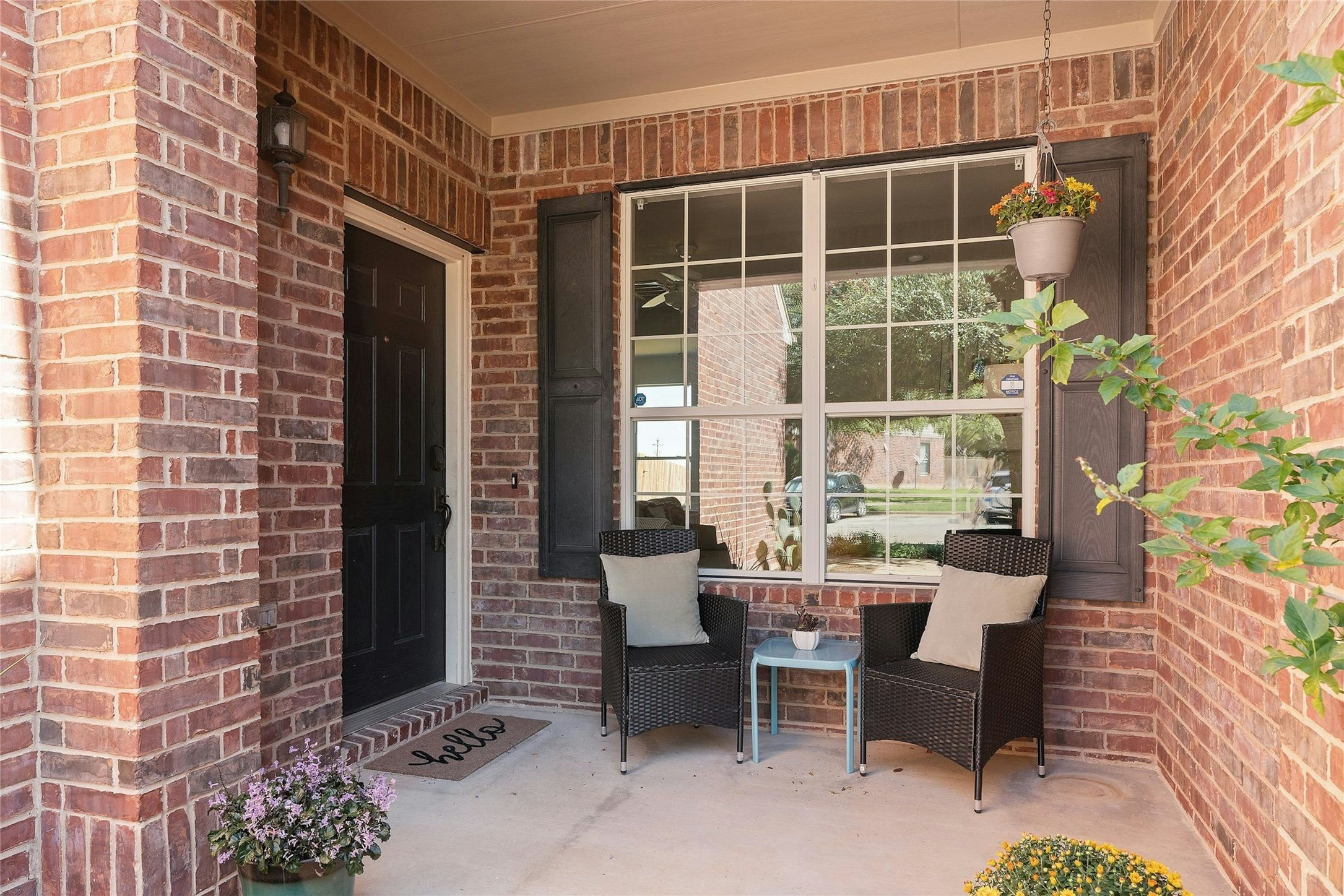 44 Verde Ranch Loop Leander, TX 78641 - Photo 2 of 24 a living room filled with furniture and a window