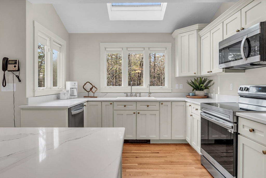 855 Brockelman Road Lancaster, MA 01523 - Photo 10 of 41 Gallery Image 10