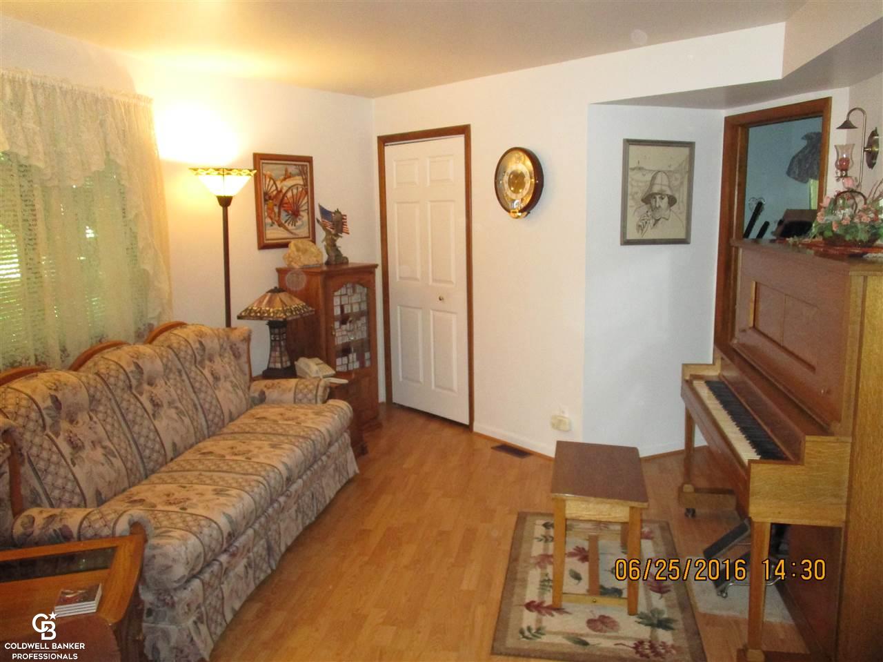 8801 Big Hand Road Columbus, MI 48063 - Photo 23 of 40 31295293-23.JPG
