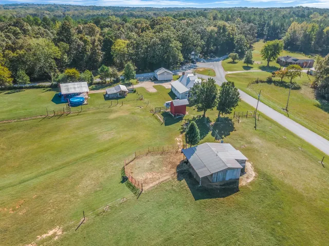 a sign that is on the side of a building