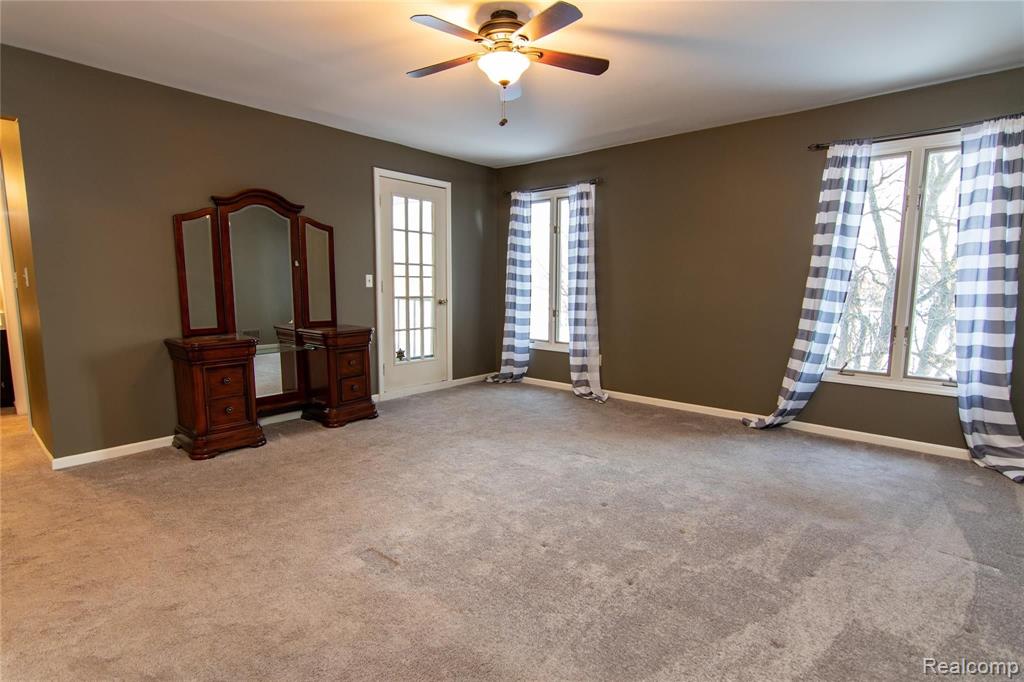936 Golfview Court Rochester Hills, MI 48307 - Photo 22 of 47